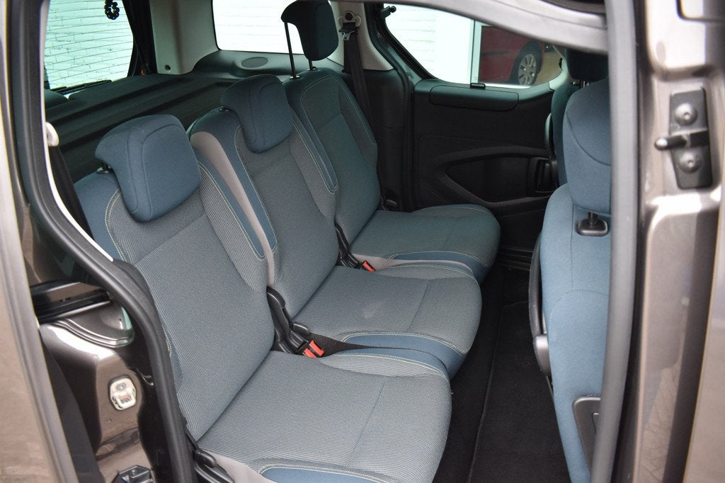 Citroën Berlingo PureTech 110 XTR Airconditioning | Navigat, Auto's, Stof, Gebruikt, 1199 cc, Handgeschakeld