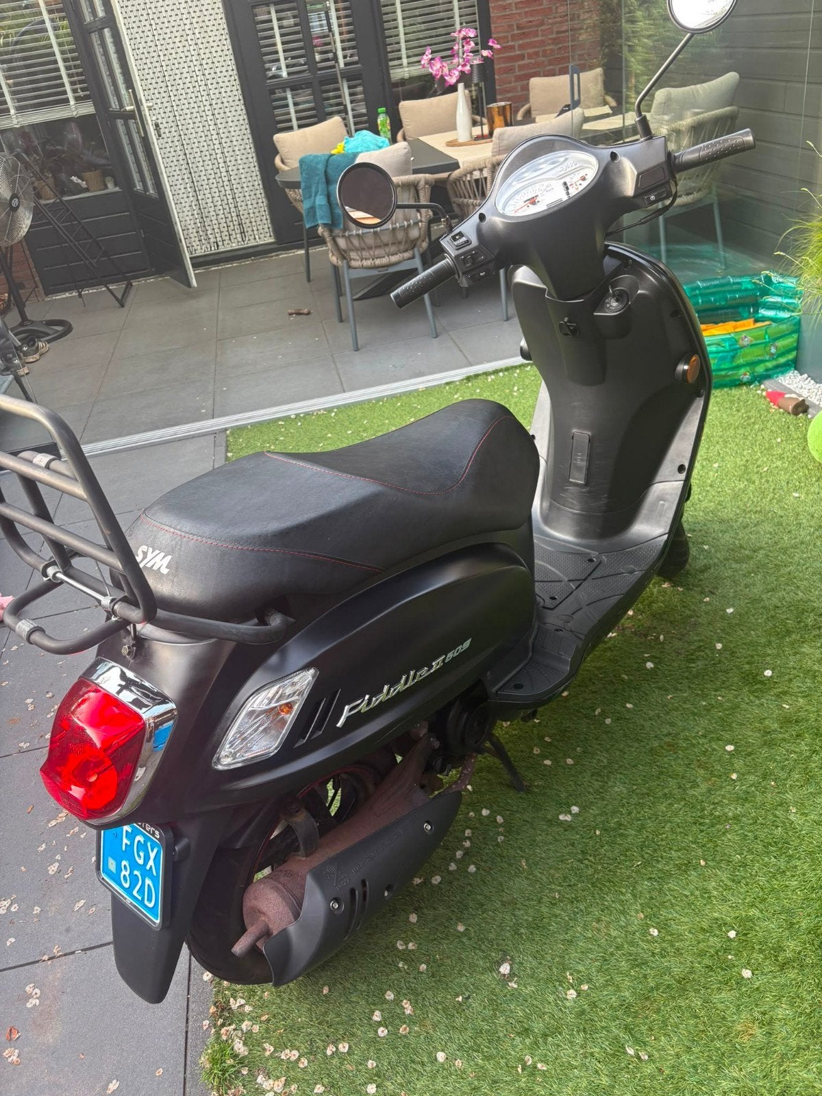 Fidell Scooter - Zo goed als nieuw, klaar voor de zomer!, Ophalen, Zo goed als nieuw, Benzine, Fiddle