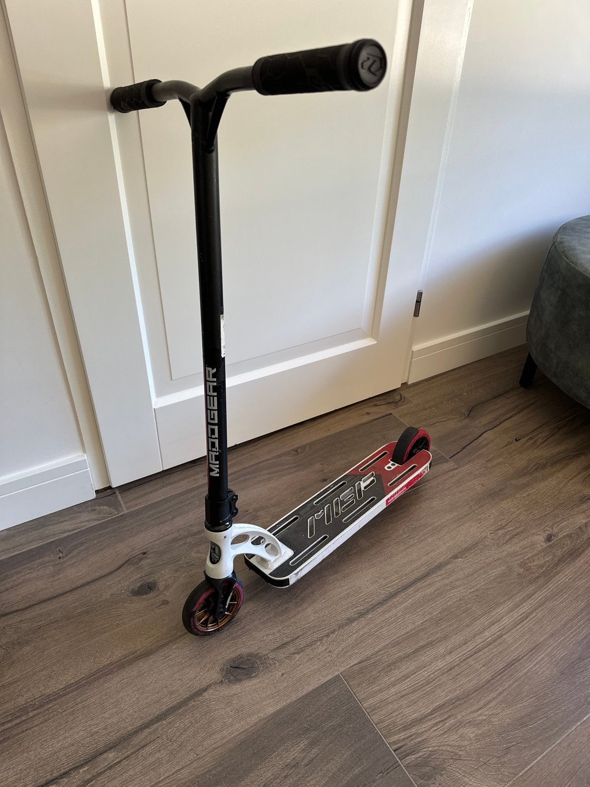 MADD GEAR ORIGENS TEAM, Fietsen en Brommers, Steps, Ophalen, Gebruikt, Gewone step