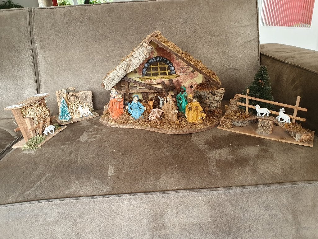 /  Mooie kerststal  , Ophalen