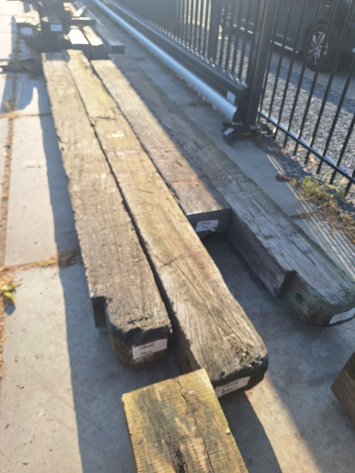 Zware azobe hardhouten  balken, Ophalen, Hout, Biels
