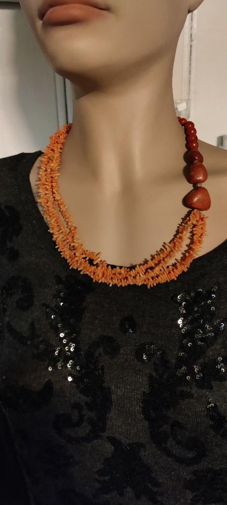 Prachtige 4 dubbele ketting bloedkoraal + rode jasper, Ophalen of Verzenden, Zo goed als nieuw, Rood, Steen of Mineraal