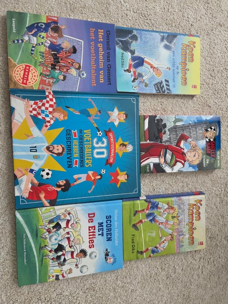 Voetbalboeken collectie: Koen Kampioen, Effies & meer, Boeken, Ophalen of Verzenden, Gelezen, Fred Diks, Gerard van Gemert, Vivian den Hollander, Olav Mol