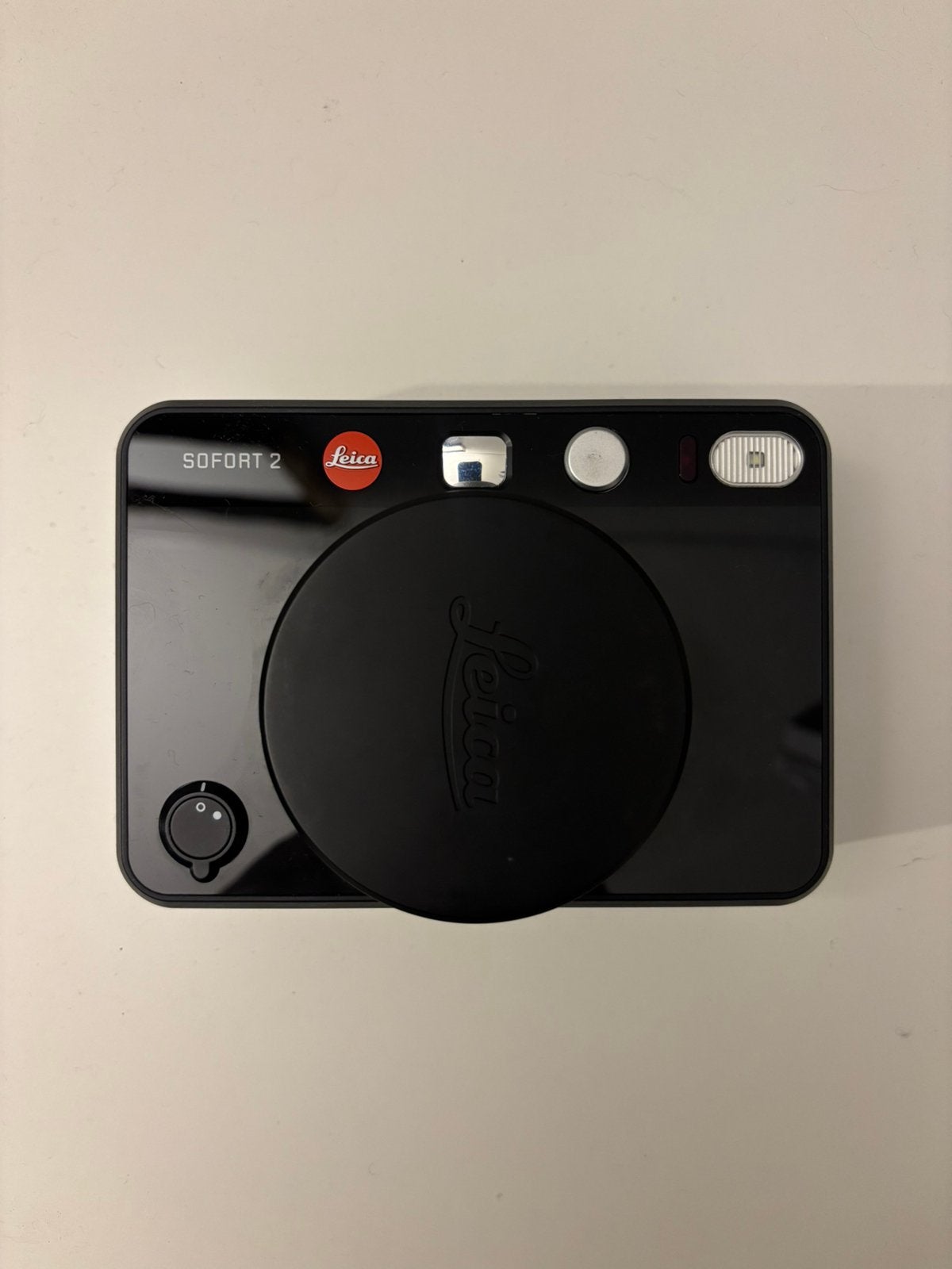 Leica Sofort 2 Black – Excellent Condition – Purchased 2025, Audio, Tv en Foto, Fotocamera's Digitaal, Ophalen of Verzenden, Zo goed als nieuw