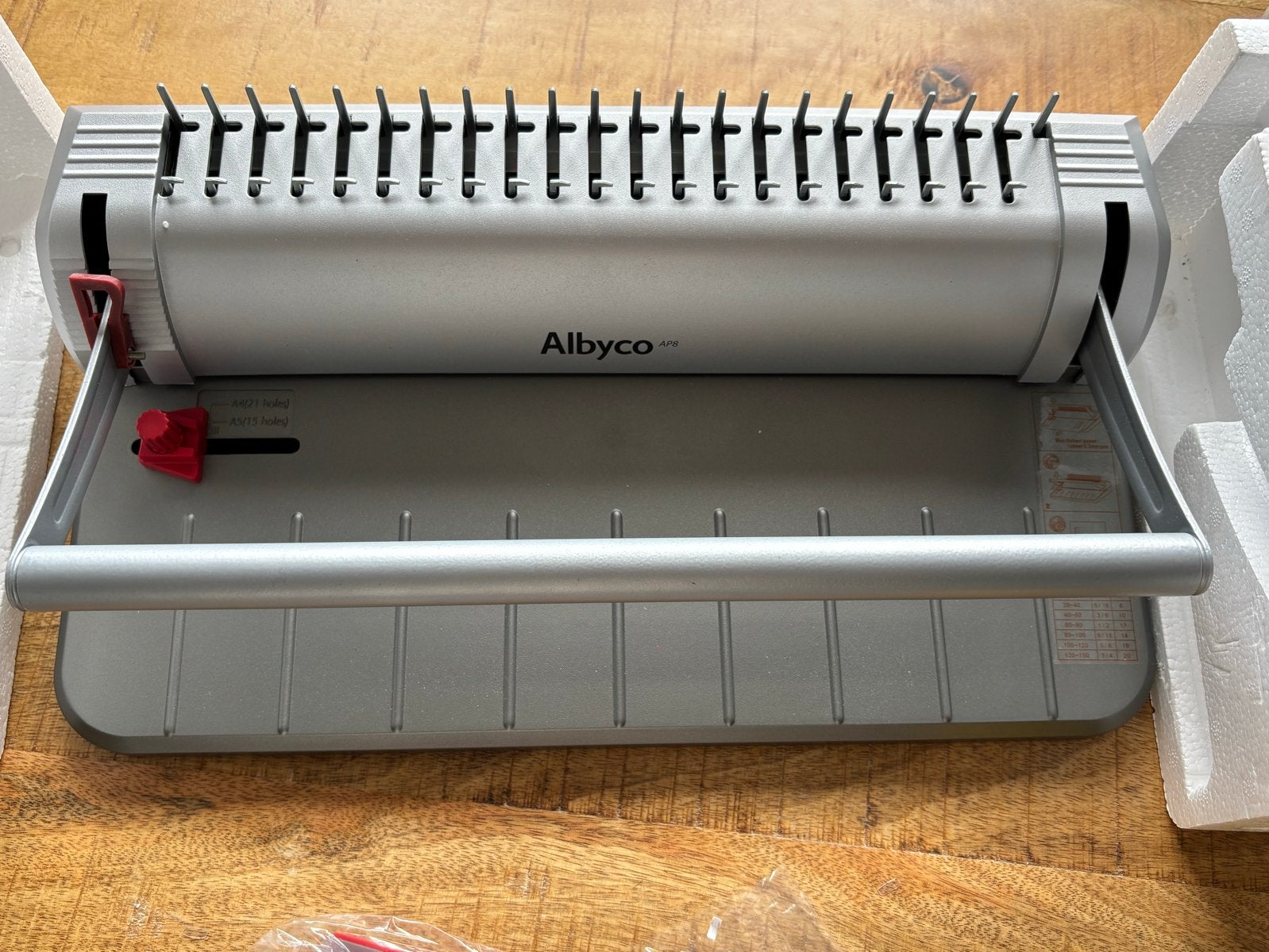 Pons-bindmachine Albyco AP8, 21 gaatjes, tot 150 pagina's, Diversen, Bureau-accessoires, Zo goed als nieuw, Ophalen of Verzenden
