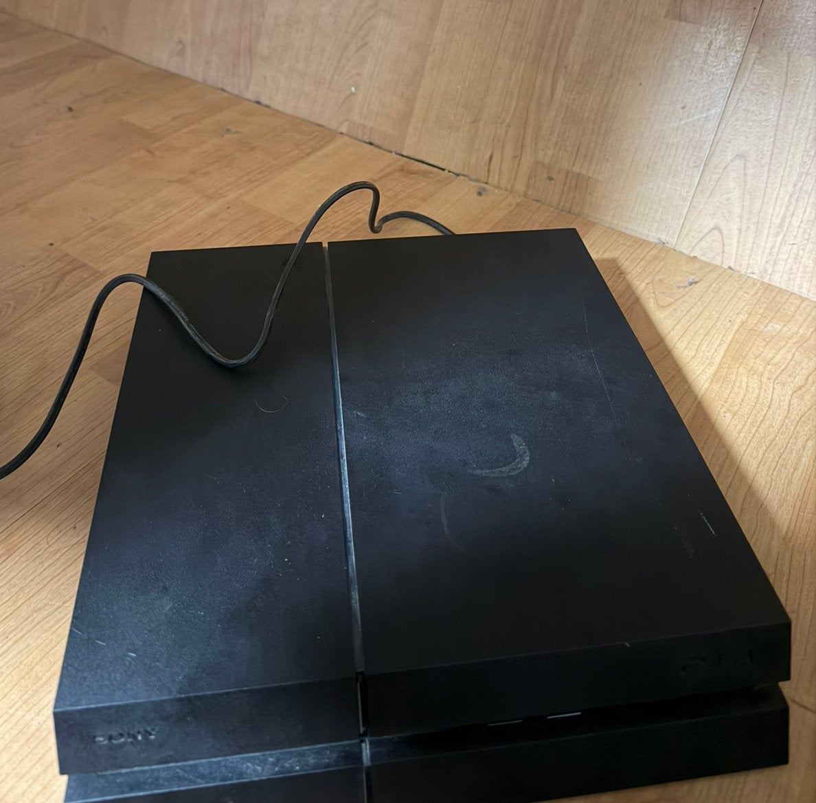 Playstation 4, Spelcomputers en Games, Ophalen, Zo goed als nieuw, Zonder controller, Original