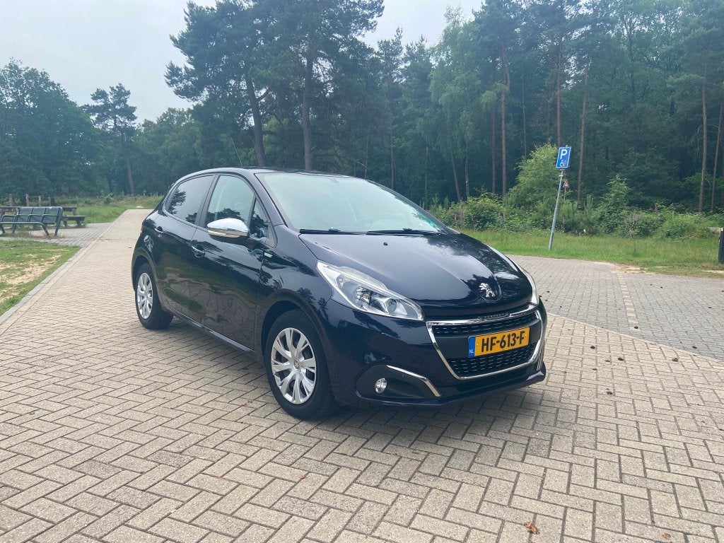 Peugeot 208 1.2 VTI 60KW/82PK 5-D 2015 Blauw, Auto's, Peugeot, Particulier, ABS, Airbags, Airconditioning, Bluetooth, Centrale vergrendeling