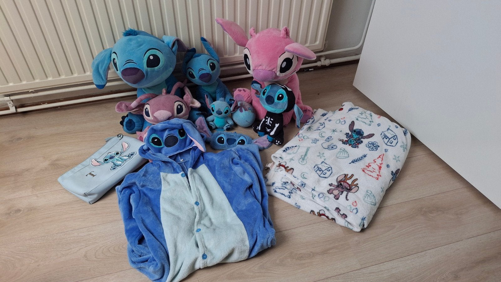 Grote Stitch en Angel knuffelcollectie met onesie en deken, Disney, Overige typen, Blauw, Ophalen of Verzenden