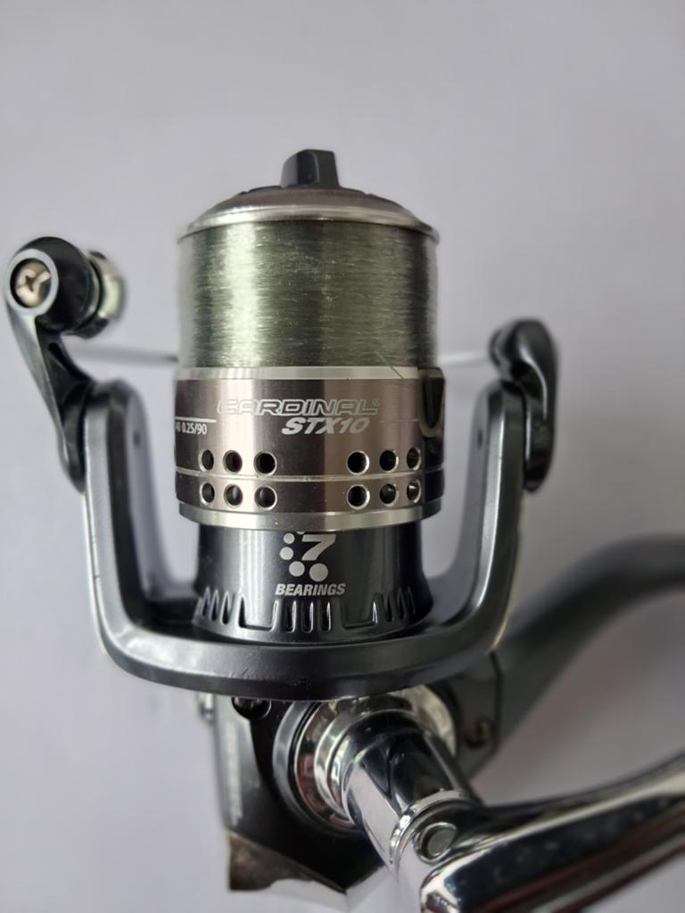 Spinmolens Daiwa en Abu Garcia, Ophalen, Zo goed als nieuw, Molen