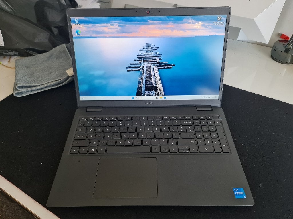 dell latitude 3520 15,6 inch, Ophalen, Gebruikt, 15 inch, 2 tot 3 Ghz