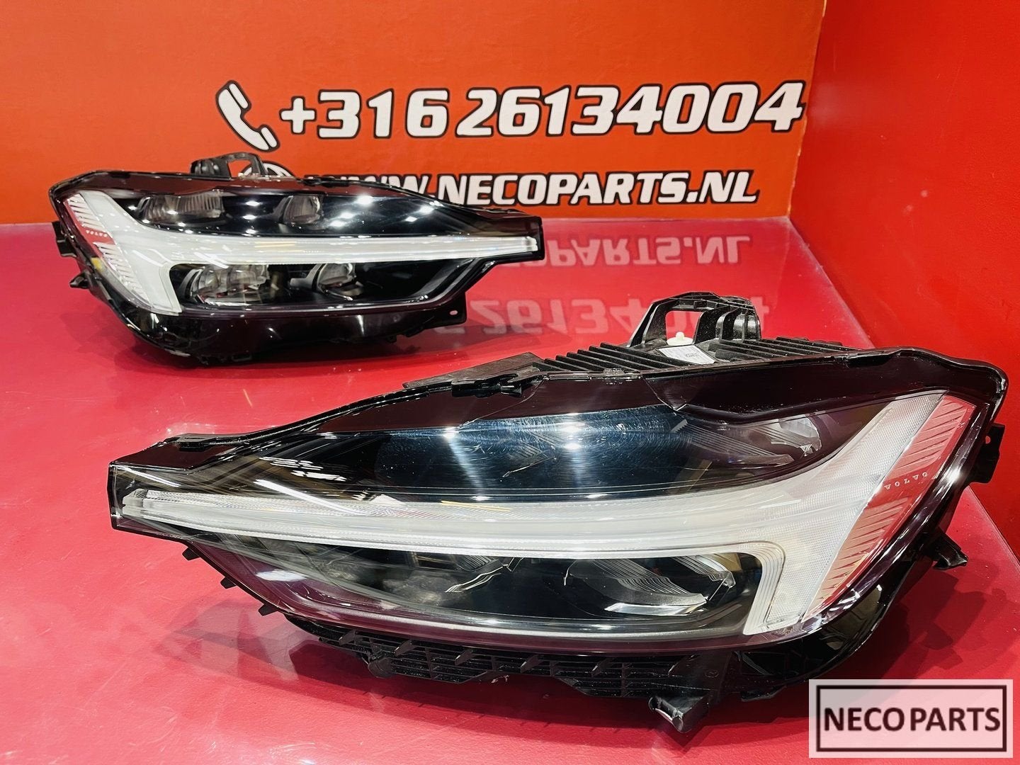 VOLVO XC 60 XC60 MID LED LHD KOPLAMP SET ORIGINEEL 32404710, Auto-onderdelen, Gebruikt, -, -, Ophalen of Verzenden