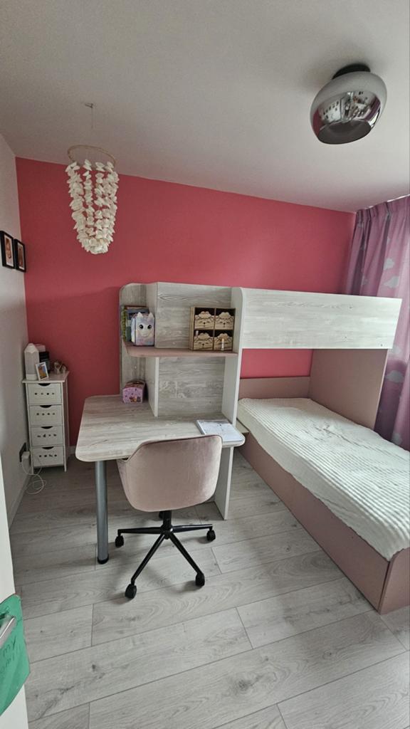 Stapelbed met bureau en kledingkast - Zo goed als nieuw, 90 cm, Eenpersoons, 160 tot 180 cm, Ophalen of Verzenden