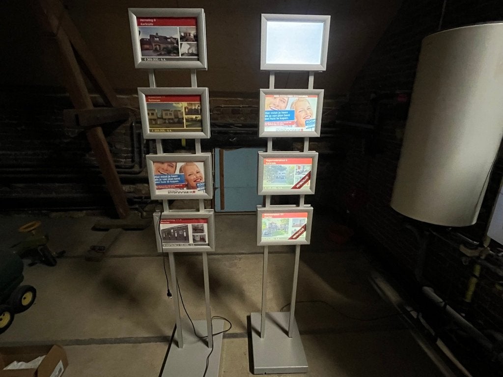 LED Raampresentatie Raamzuil Reclamezuil etalagestandaard, Zakelijke goederen, Kantoor en Winkelinrichting | Onderdelen, Ophalen