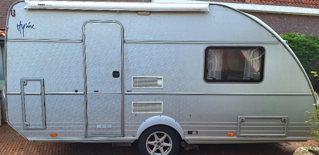 Zeer nette Kip 44HY caravan te koop, Kachel, Rondzit, Kip, Omvormbare zithoek