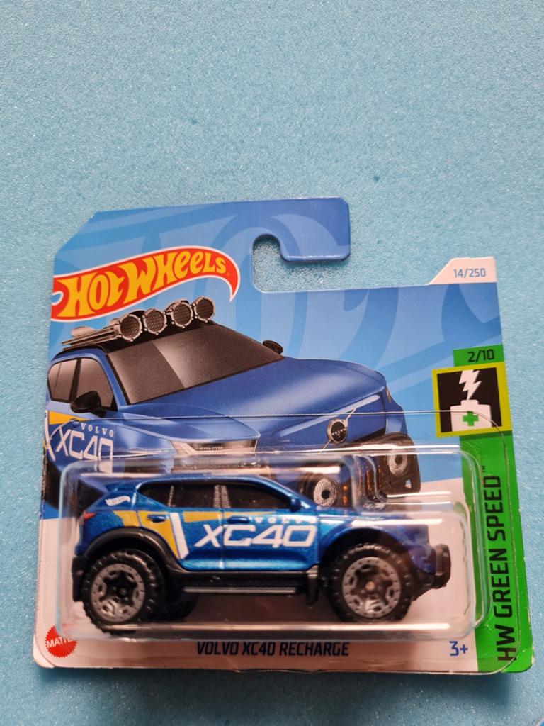 Volvo XC40 Recharge blauw metallic 1:64 (Hotwheels), Ophalen of Verzenden, Nieuw, Auto