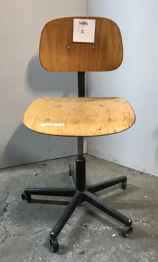 Werkplaatsstoel, diverse modellen, gebruikt, Ophalen, Gebruikt, Hout, Drie