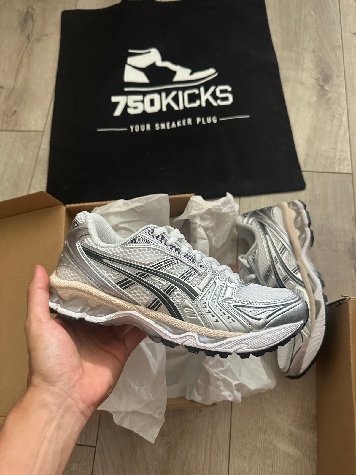 Asics Gel-Kayano 14 White Graphite Grey Maat EU37,5 37.5 37, Wit, Nieuw, Ophalen of Verzenden, A