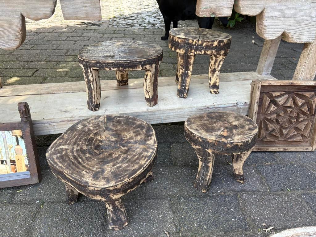 Houten kruk uit 1 stuk hout gesneden!, Ophalen of Verzenden, Zo goed als nieuw, Nvt, Nvt