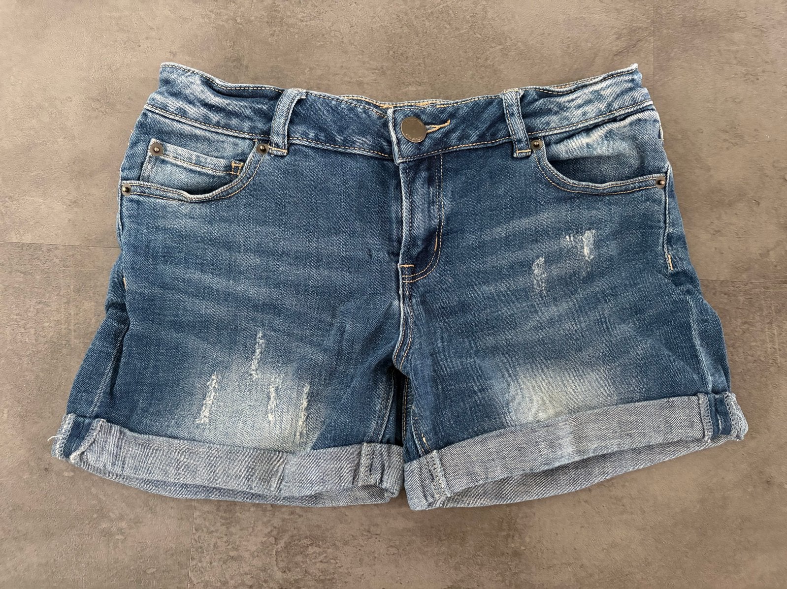 Madness spijkerbroekje maat 34 (XS), Kleding | Dames, Kort, Blauw, Ophalen of Verzenden, Zo goed als nieuw