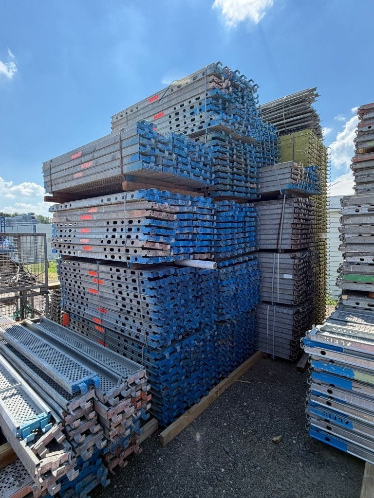 Layher Allround Modulsteiger gebruikt Gerüst, Doe-het-zelf en Verbouw, Steigers, Ophalen, Gebruikt, Overige typen, 5 meter of hoger