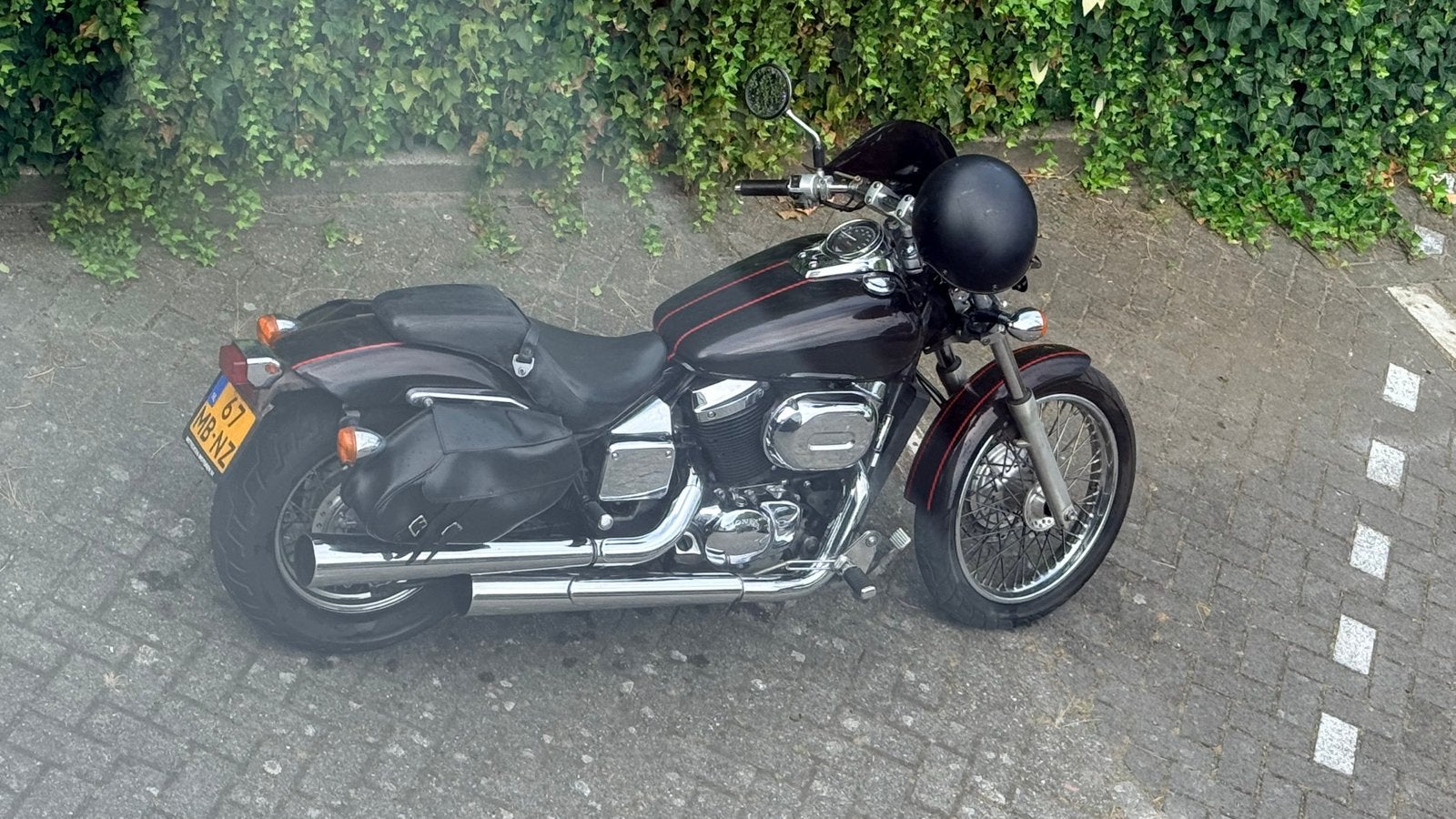 Honda Shadow VT750 (Black Widow) - Krachtige Chopper, Cardan-aandrijving, 2 cilinders, Gebruikt, Particulier