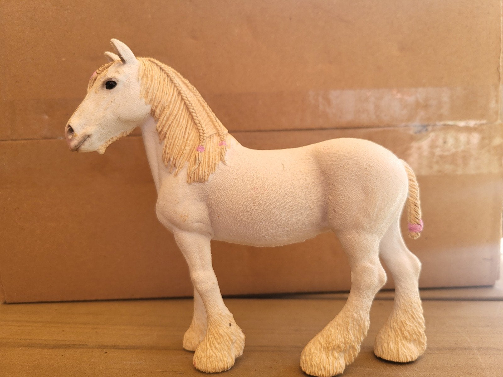 Schleich 13735 Shire Merrie - Beschadigd, Ophalen of Verzenden, Gebruikt