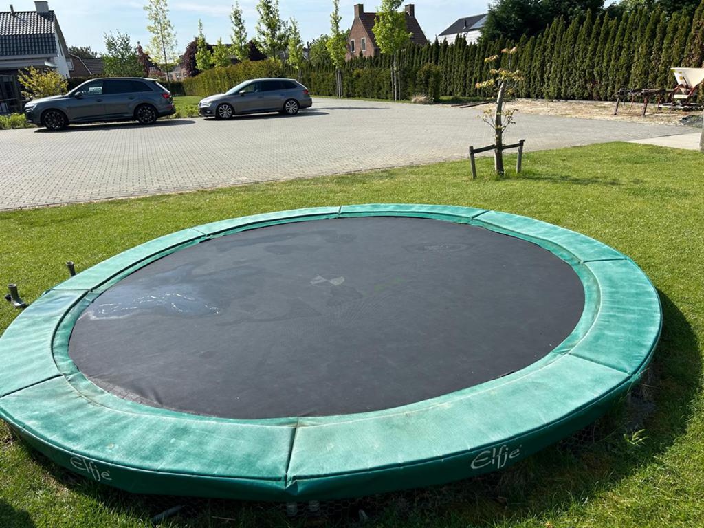 Berg trampoline 430 cm., Ophalen of Verzenden, Gebruikt
