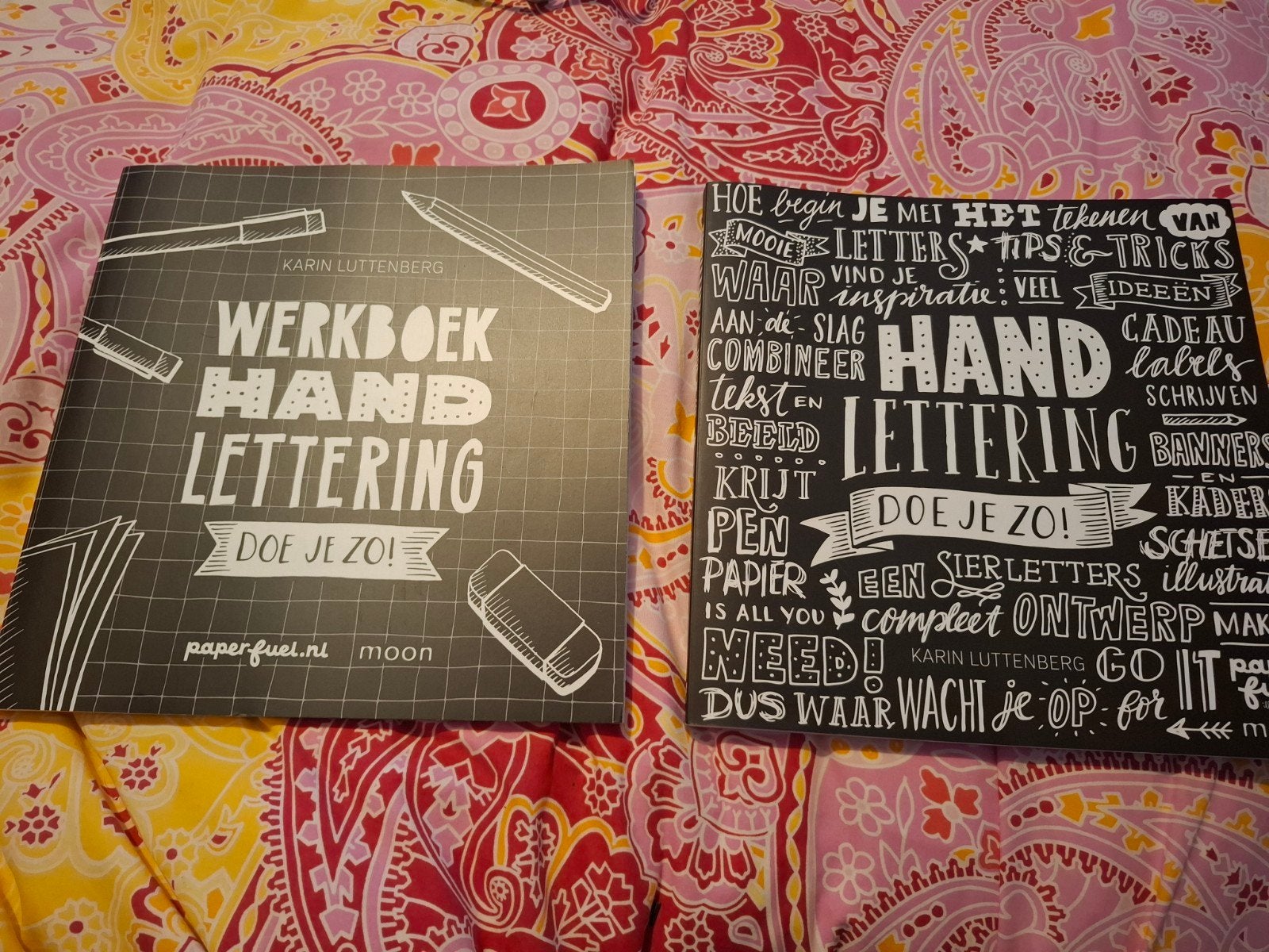 Handlettering doe je zo  met werkboek Karin Luttenberg, Ophalen of Verzenden, Zo goed als nieuw, Tekenen en Schilderen