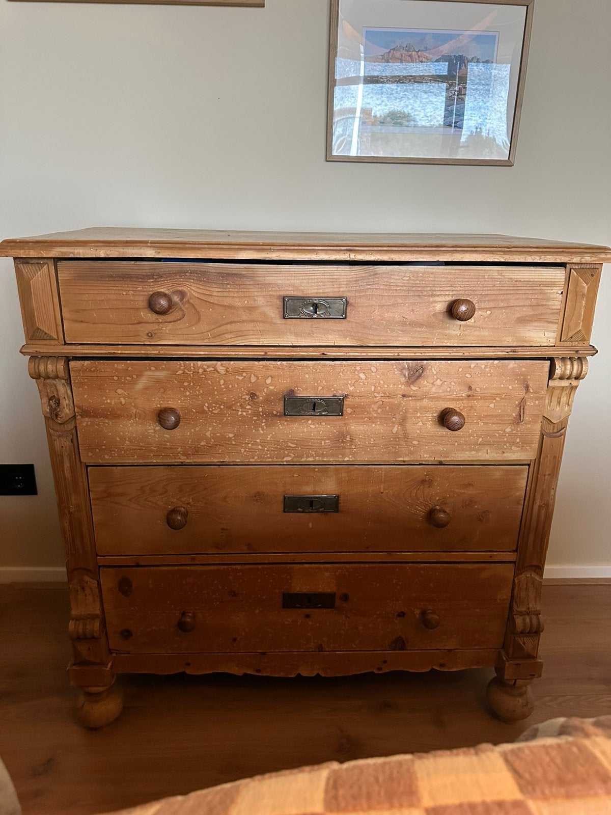 Houten commode, Ophalen, 100 tot 150 cm, Zo goed als nieuw, 3 of 4 laden