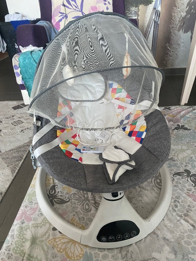 Baby Electric schommel met afstandsbediening, Ophalen, Zo goed als nieuw, Overige typen, Met geluid