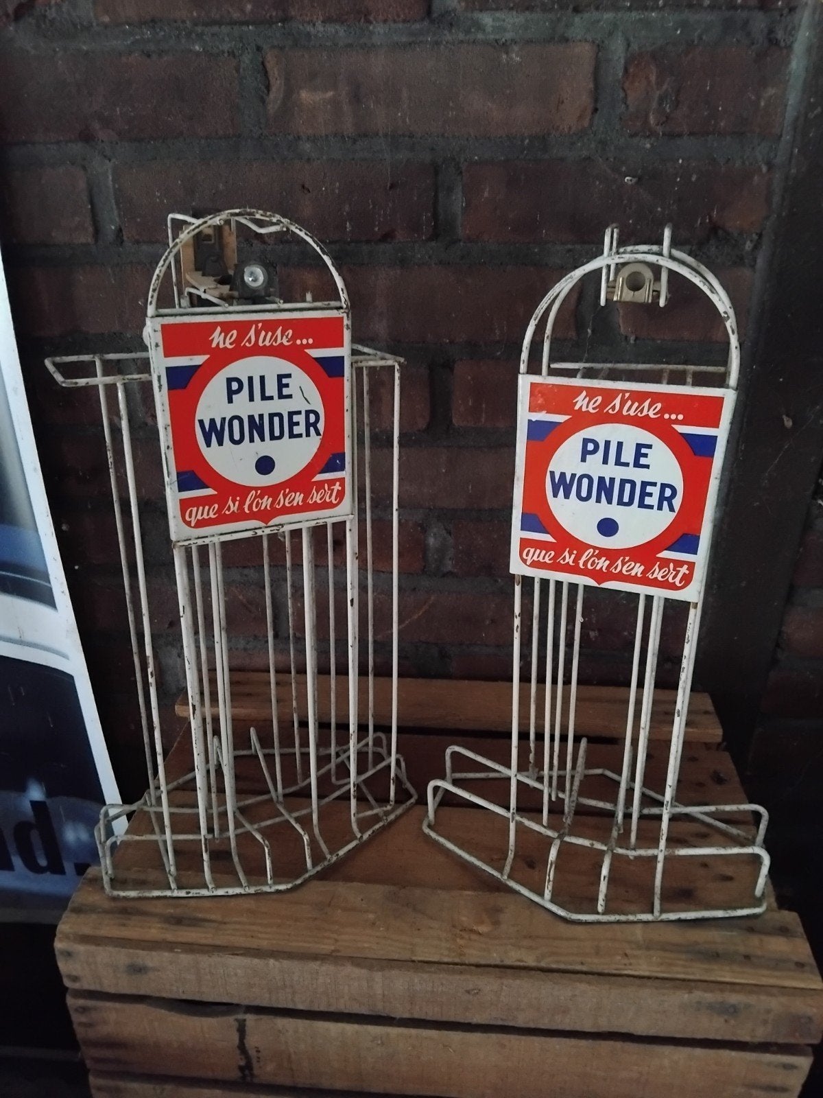 oude Pile Wonder displays., Ophalen of Verzenden, Gebruikt, Reclamebord