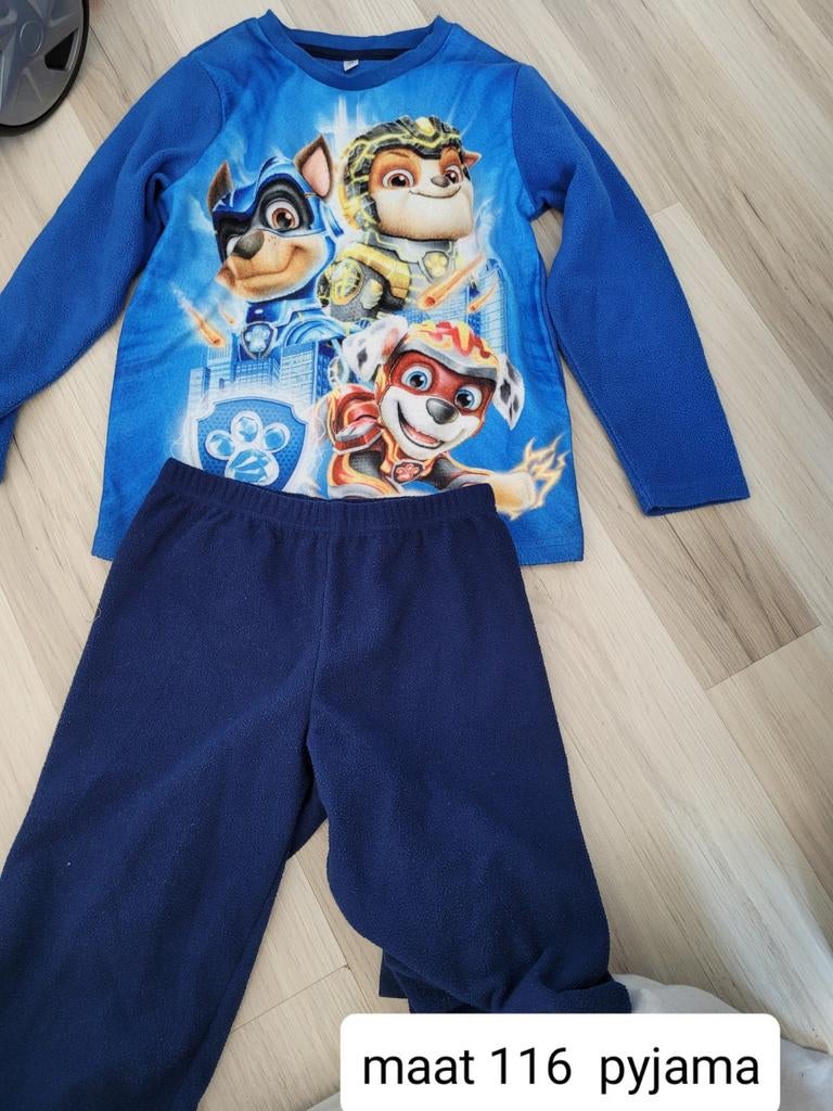 Nieuwe warme Paw Patrol pyjama maat 116, Kinderen en Baby's, Kinderkleding | Maat 116, Nacht- of Onderkleding, Jongen of Meisje