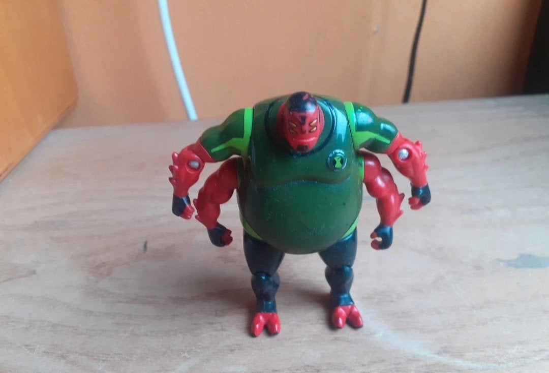 Ben 10 gorvan four arms figuur, Kinderen en Baby's, Speelgoed | Actiefiguren, Ophalen of Verzenden, Gebruikt