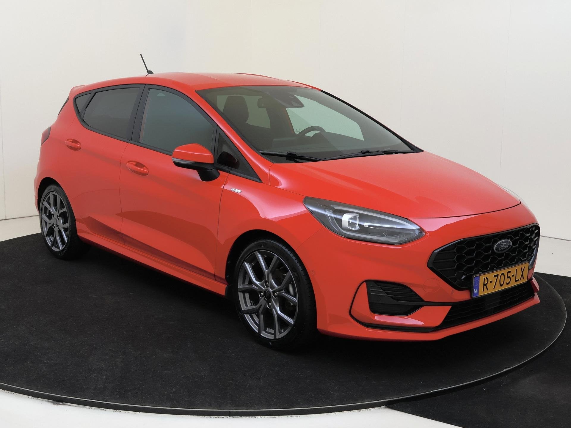 Ford Fiesta 1.0 EcoBoost Hybrid ST-Line X 125PK | BTW |Autom, Auto's, Euro 6, Verwarmde buitenspiegels, Origineel Nederlands, Bedrijf