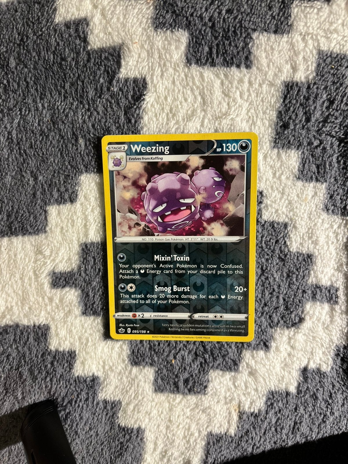 Weezing 095/198 Holo Pokémon Kaart - Goede Staat, Ophalen of Verzenden, Zo goed als nieuw, Losse kaart, Foil