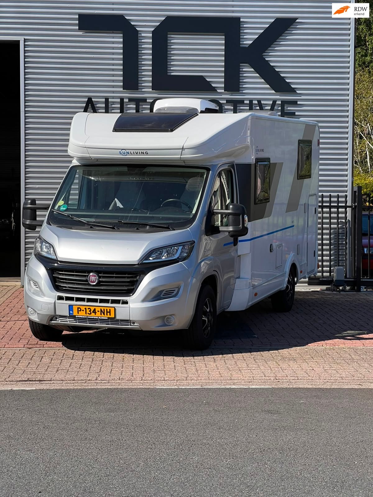 Caravans And Camping Sun