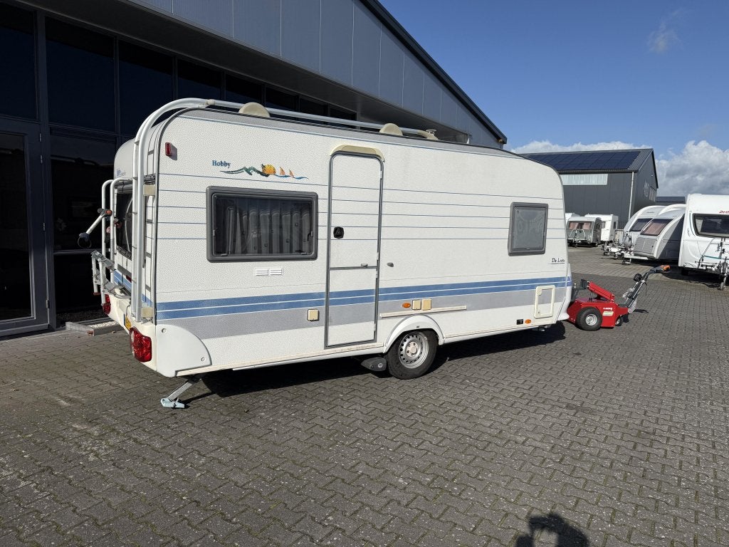 Hobby De Luxe 460 UFE Fransbed + WC + Rondzit + Tent 966 KG, Caravans en Kamperen, Schokbreker, Hobby, Bedrijf, Treinzit