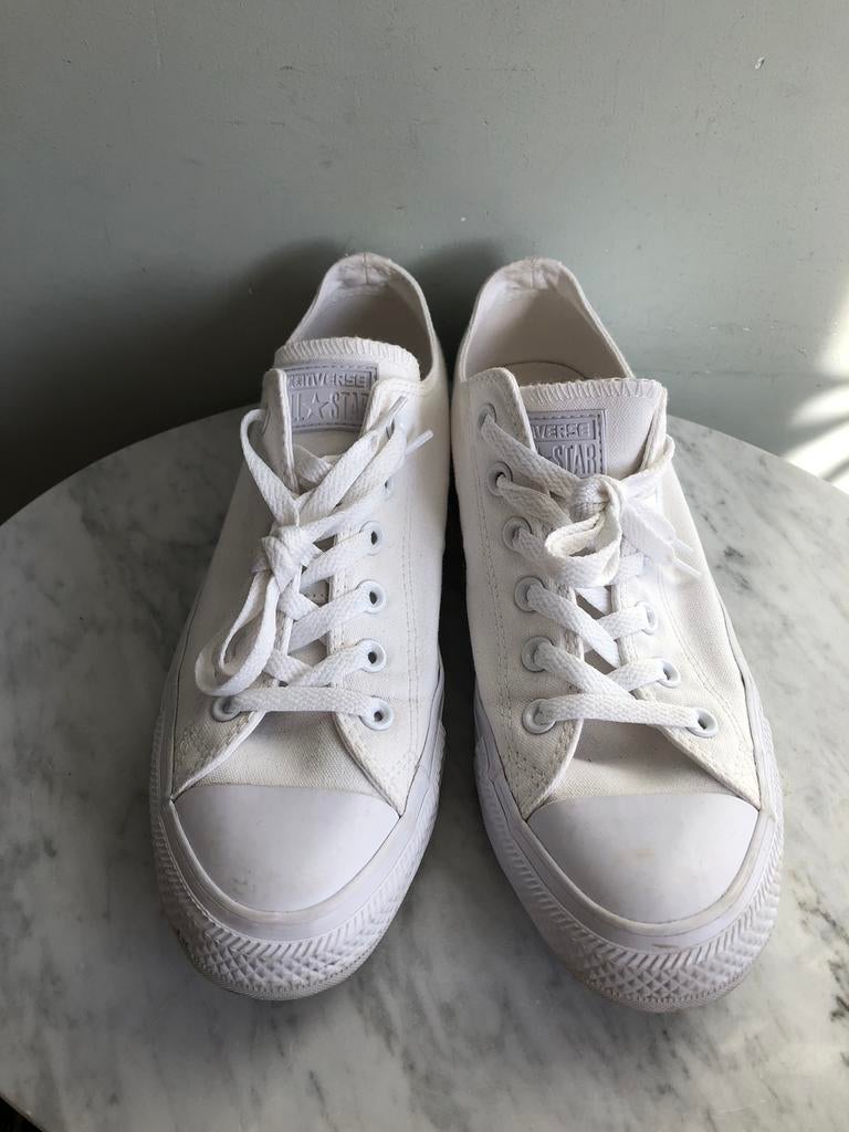 Converse witte All Stars lage sneakers mt. 40/7, z.g.a.n., Ophalen of Verzenden, Zo goed als nieuw, Wit, Sneakers of Gympen