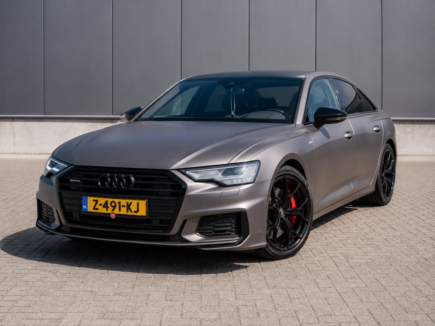 Audi A6 Limousine 50 TFSI e | S edition, BOMVOL,Massage, BTW, Automaat, Zwart, Vierwielaandrijving, 129 €/maand