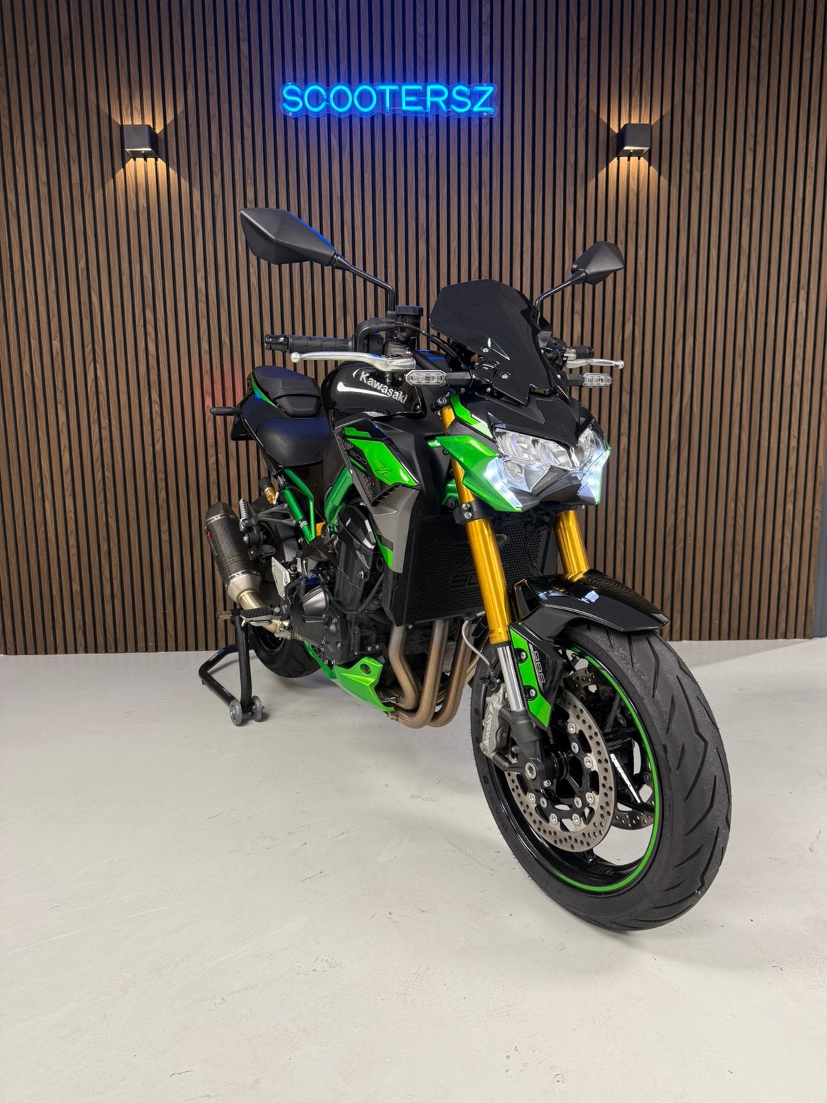Kawasaki Z900 Performance | Akrapovic | Ohlins | 2024 | ZGAN, Motoren, 4 cilinders, Motorrijbewijs A, Bedrijf, Meer dan 35 kW