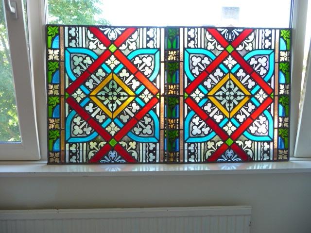 Glas-in-lood uit abdij, Antiek en Kunst, Antiek | Glas en Kristal, Ophalen