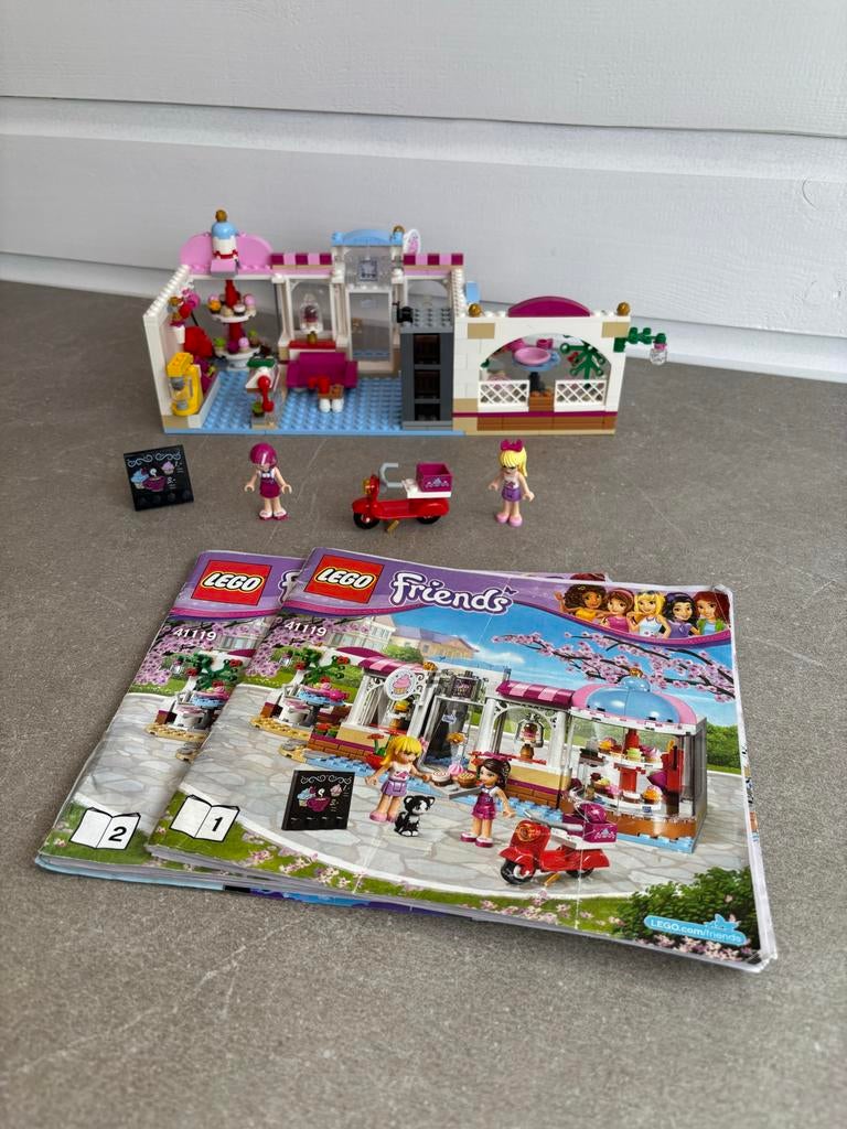 LEGO Friends Heartlake Cupcake Café 41119, Lego, Friends, Ophalen of Verzenden, Zo goed als nieuw