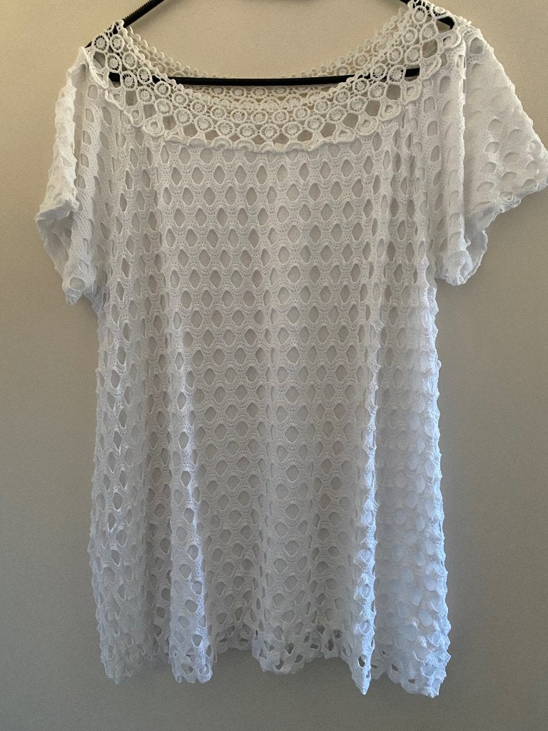 T-shirt wit broderie gevoerd nw maat m, Maat 38/40 (M), Wit, Nieuw, Ophalen of Verzenden