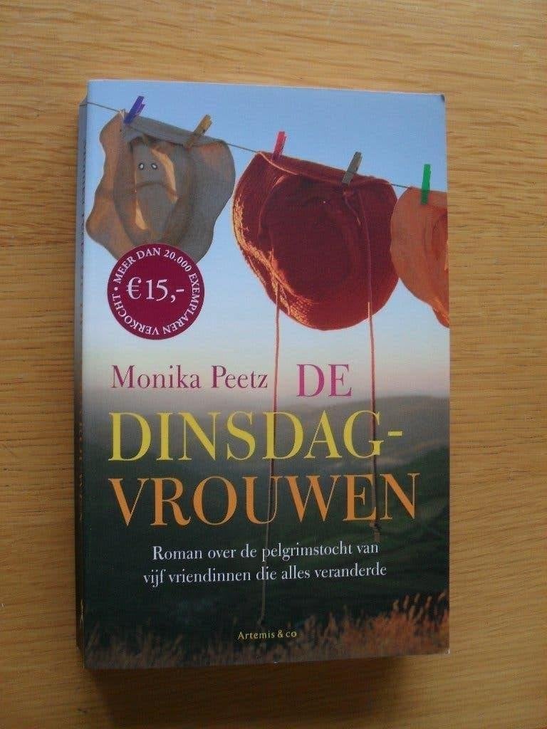 De dinsdagvrouwen van Monika Peetz, Boeken, Ophalen of Verzenden, Gelezen