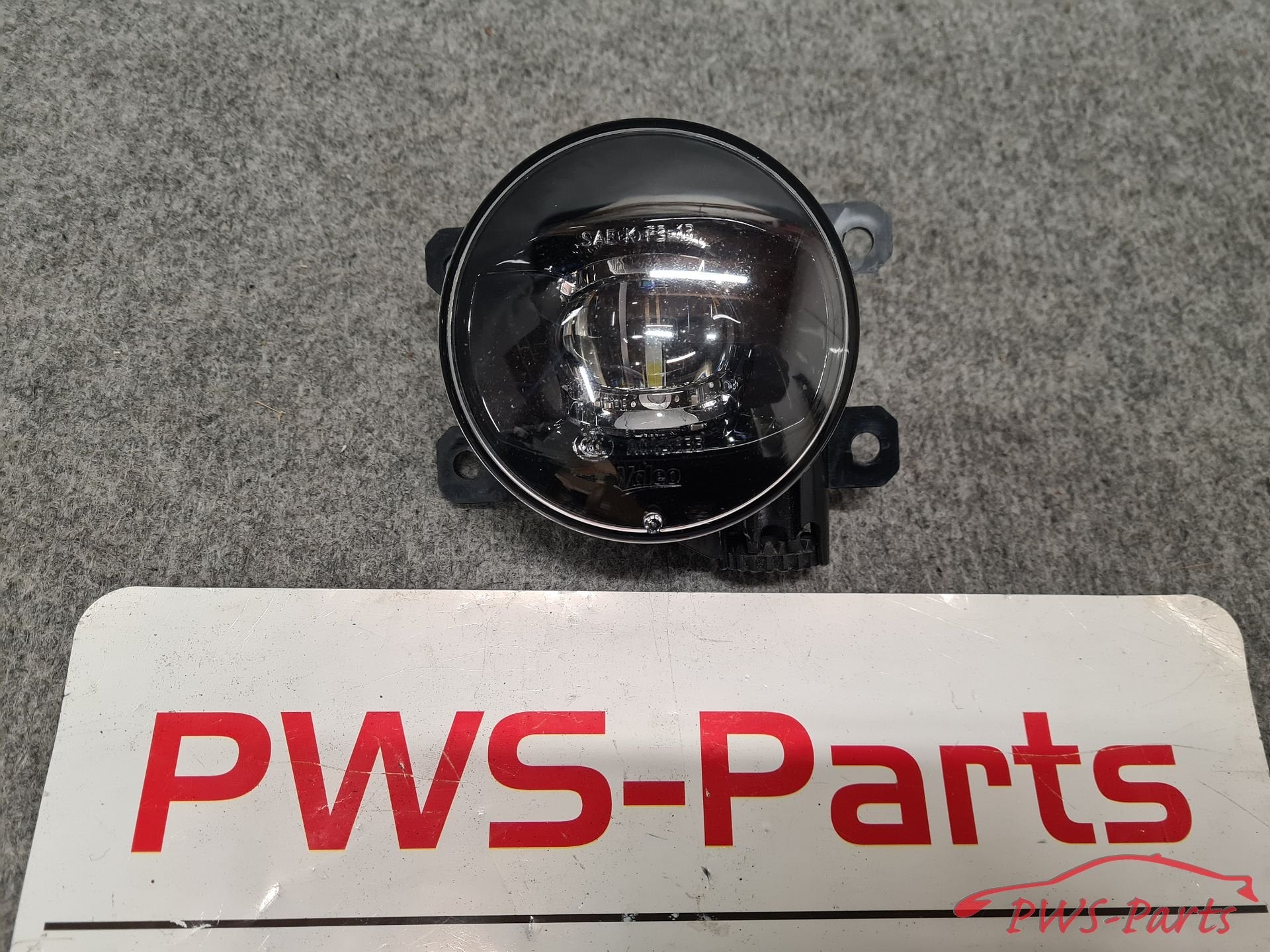 RENAULT CAPTUR FACELIFT MISTLAMP LED LINKS ORIGINEEL, Gebruikt, -, -, Ophalen of Verzenden