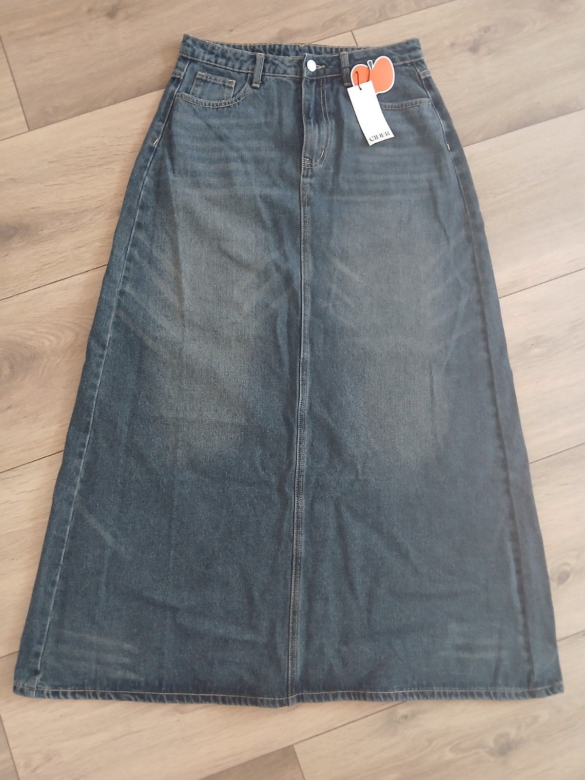 Nieuwe spijkerrok met prijskaartje, maat M, Kleding | Dames, Rokken, Ophalen of Verzenden