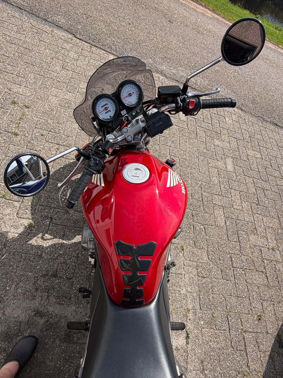 Honda CB 600 Hornet - Rode Naked Bike, Motoren, Motoren | Honda, Handvatverwarming, 4 cilinders, Motorrijbewijs A, Gebruikt