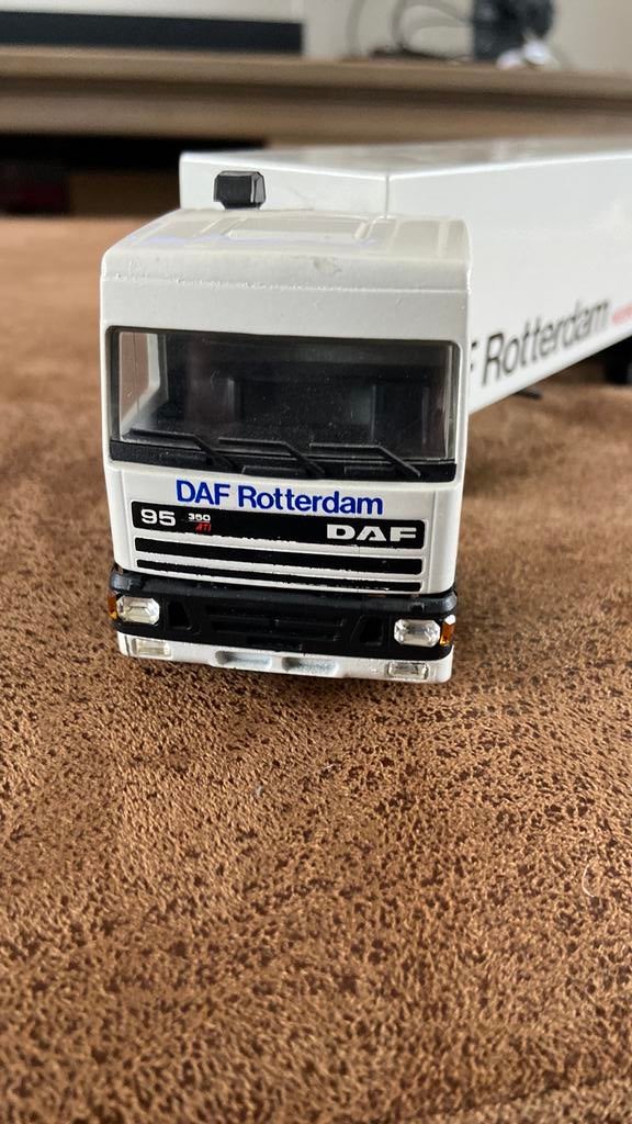 Lion car Daf 95 350 ati spacecab daf rotterdam, Ophalen of Verzenden, Zo goed als nieuw, Bus of Vrachtwagen, Lion Toys