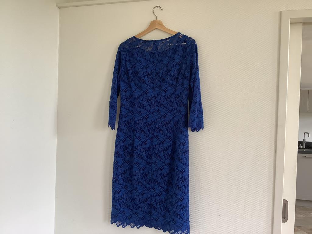 Elegant kobaltblauwe kanten jurk - Maat M Claudia Strater, Maat 38/40 (M), Blauw, Ophalen of Verzenden, Zo goed als nieuw