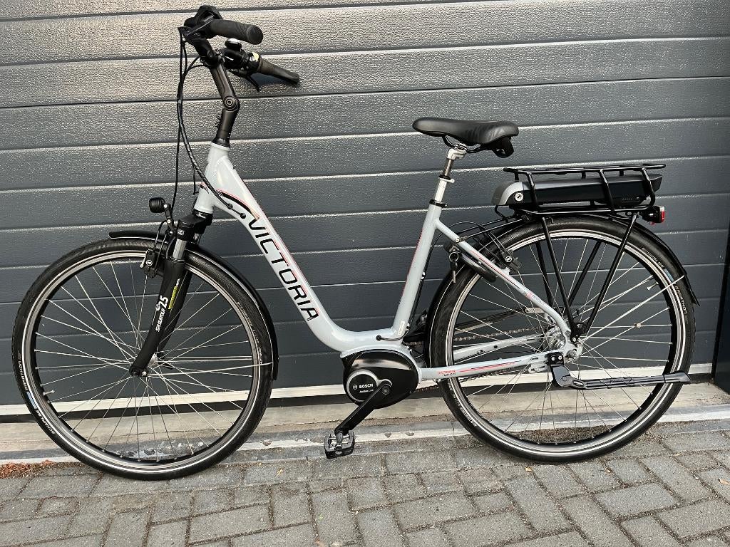 victoria e bike bosch middenmotor 2318 km als nieuw, Zo goed als nieuw, 51 tot 55 cm, 50 km per accu of meer, Ophalen